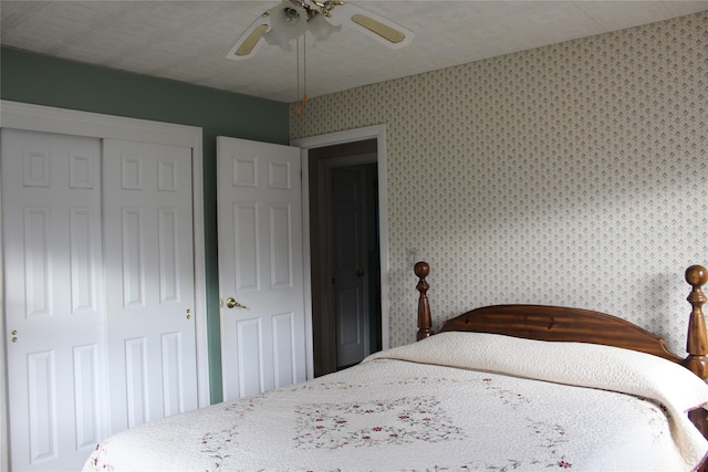 bedroom with a closet and ceiling fan