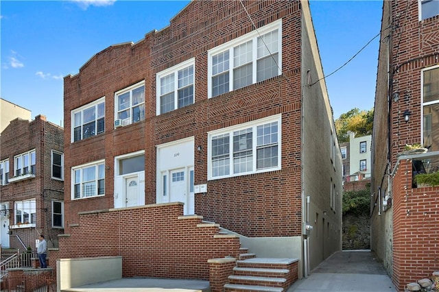 2242 Cedar Ave, Bronx NY, 10468, 6 bedrooms, 5 baths multi for sale