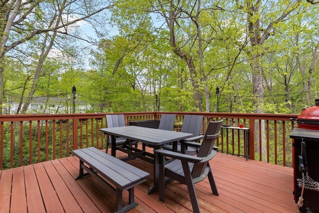 6 W Causeway, Cortlandt Manor, NY 10567 - deck featuring outdoor dining space