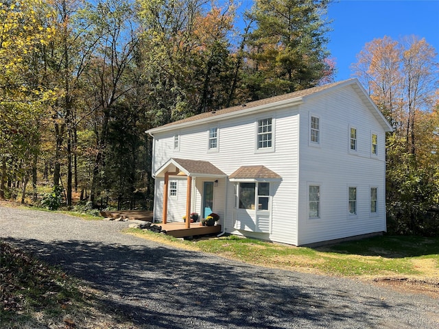 view of front of property