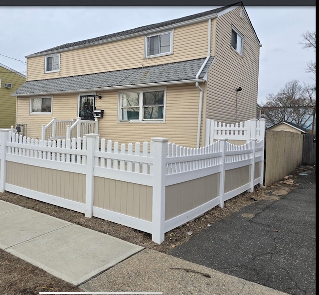 199 Dartmouth St, Hempstead, NY 11550 - view of front of home