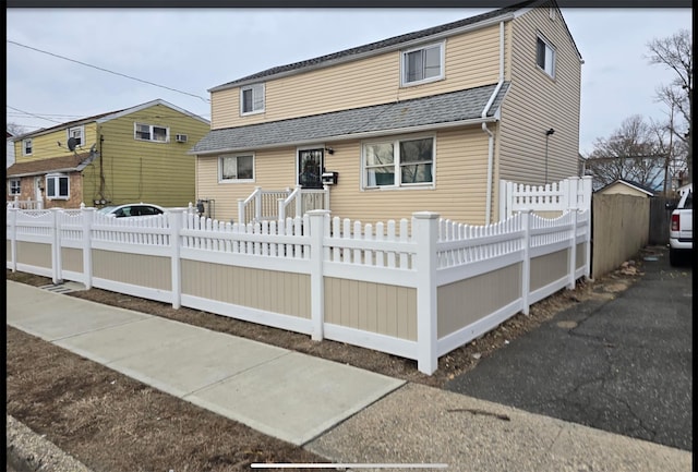 199 Dartmouth St, Hempstead, NY 11550 - view of front facade