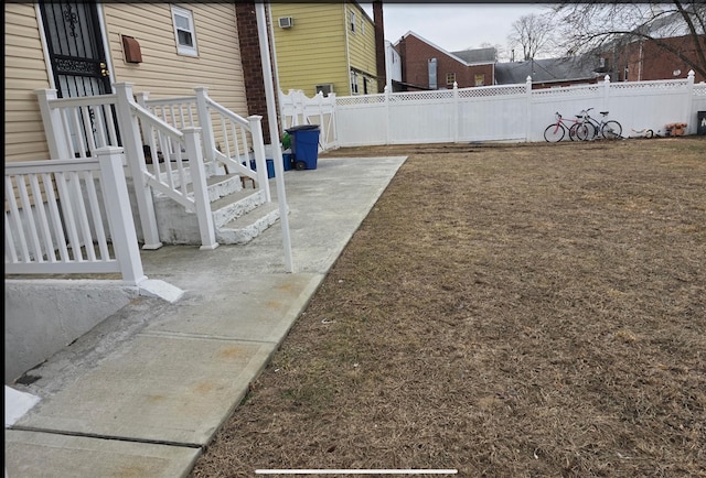 199 Dartmouth St, Hempstead, NY 11550 - view of yard featuring a patio