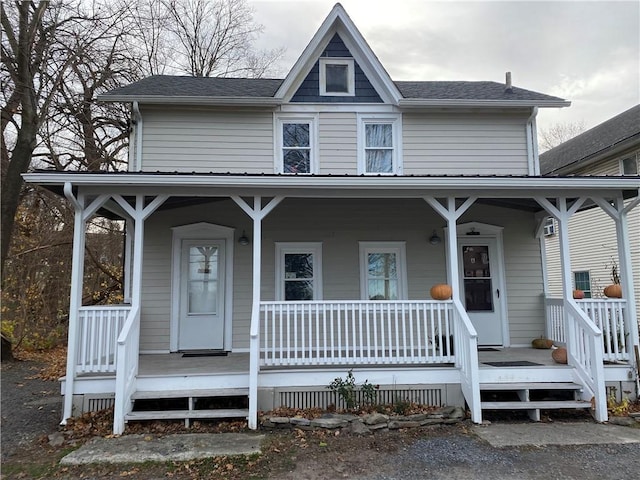 view of front facade featuring a porch