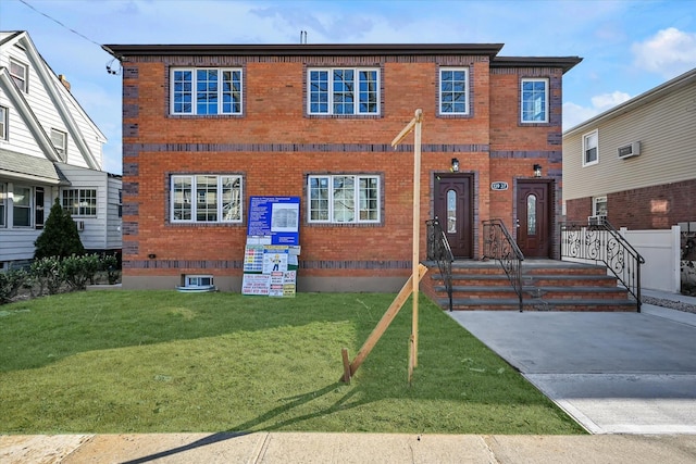 view of front of house with a front yard