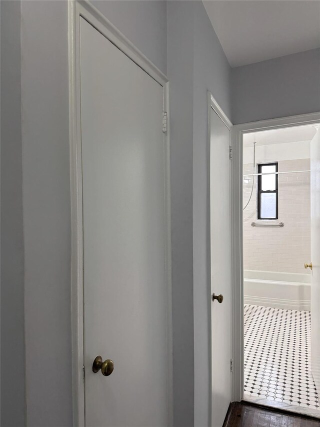 143-50 Hoover Ave Unit 204, Briarwood, NY 11435 - view of hallway