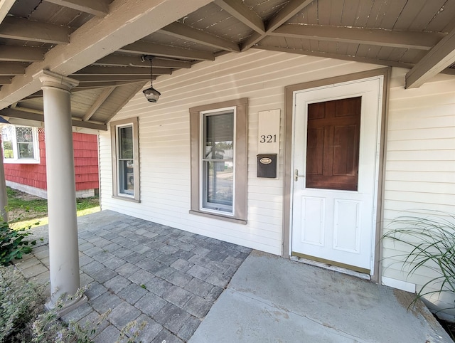 280 Champlin Pl, Greenport, NY 11944 - photo 2