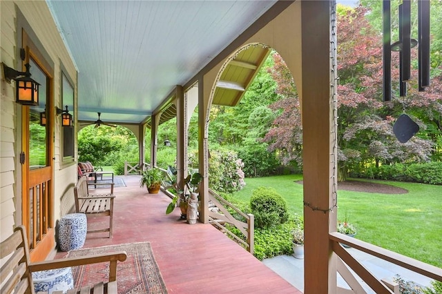 view of patio / terrace with ceiling fan and covered porch