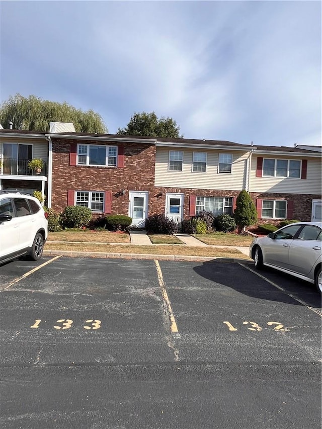 view of townhome / multi-family property