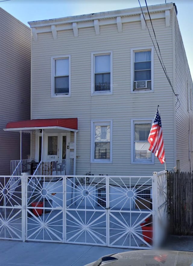 view of front of house with covered porch