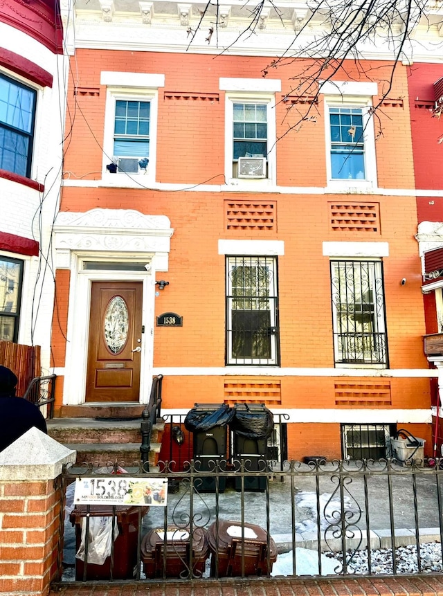 entrance to property with cooling unit