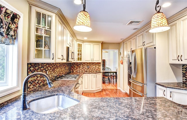 8 Lucky Ln, Washingtonville, NY 10992 - kitchen with stainless steel appliances, a sink, cream cabinetry, light wood finished floors, and recessed lighting