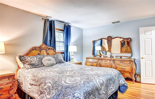8 Lucky Ln, Washingtonville, NY 10992 - bedroom featuring wood finished floors