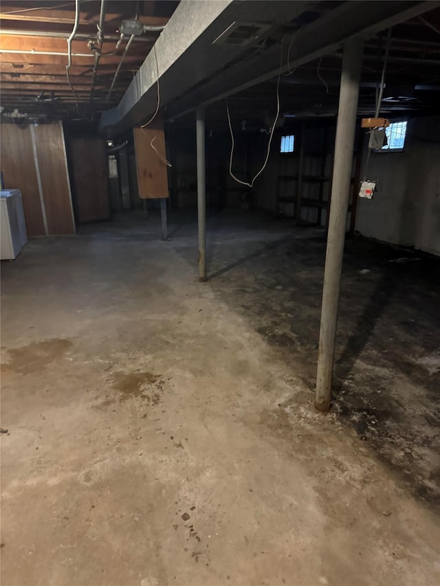 158-24 81st St, Howard Beach, NY 11414 - below grade area with washer / clothes dryer