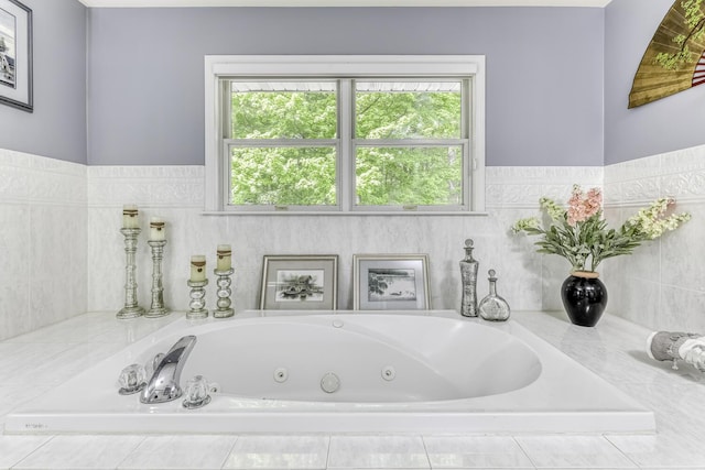 full bath featuring a jetted tub