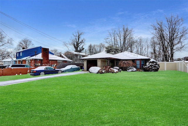 view of yard with a garage