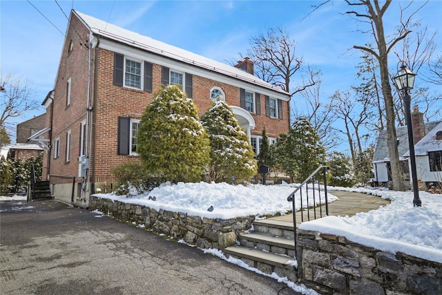 view of colonial inspired home