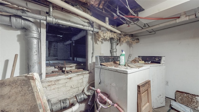 interior space featuring washer / dryer