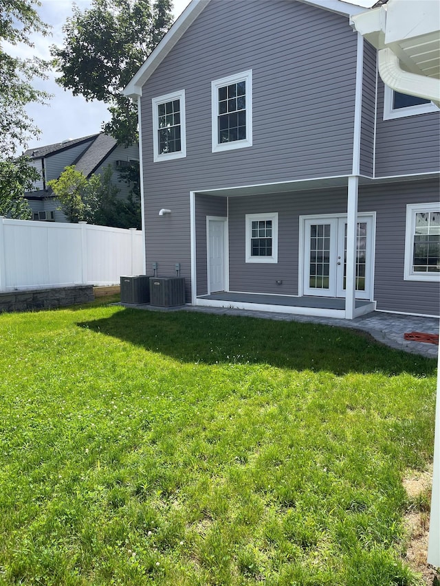 2101 Fir St, Wantagh, NY 11793 - rear view of house
