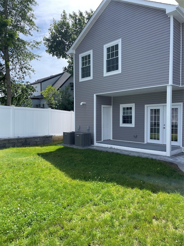 2101 Fir St, Wantagh, NY 11793 - back of property