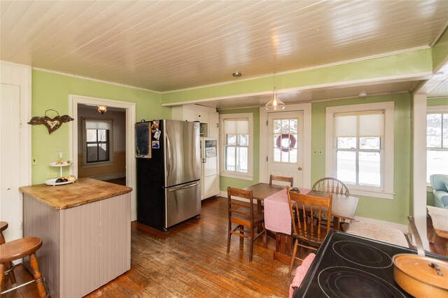 807 Lucas Avenue Ext, Hurley, NY 12443 - kitchen featuring freestanding refrigerator, black electric range, dark wood-style floors, and crown molding
