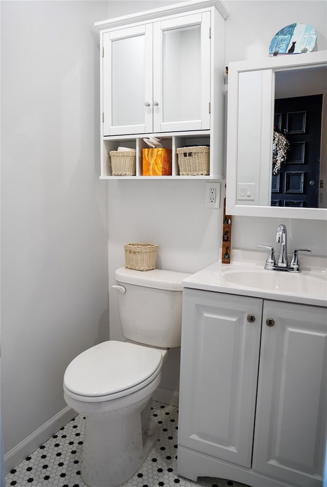 334 Central Park Ave Unit H8, Scarsdale, NY 10583 - half bath with baseboards, toilet, and vanity