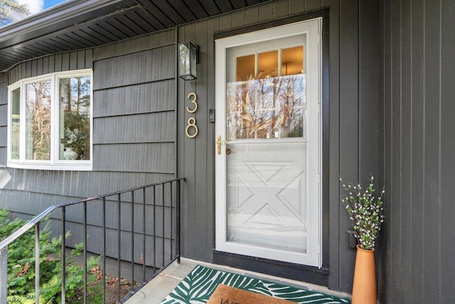 view of property entrance