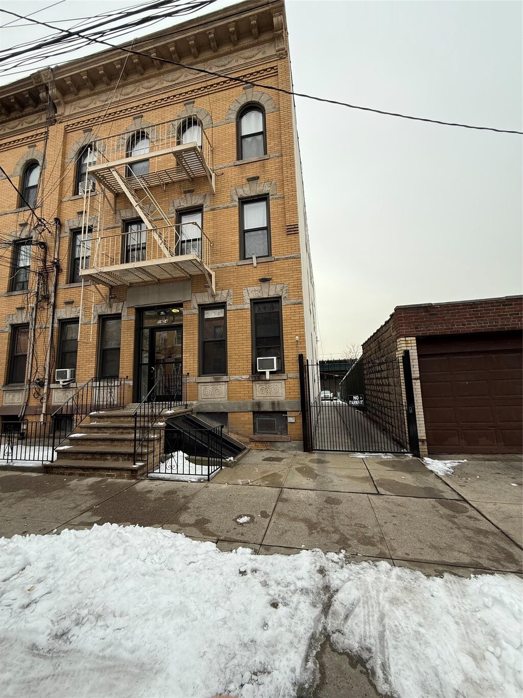 5924 Putnam, Ridgewood, NY 11385 - photo 2