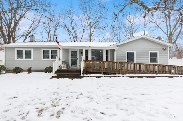 view of front of property