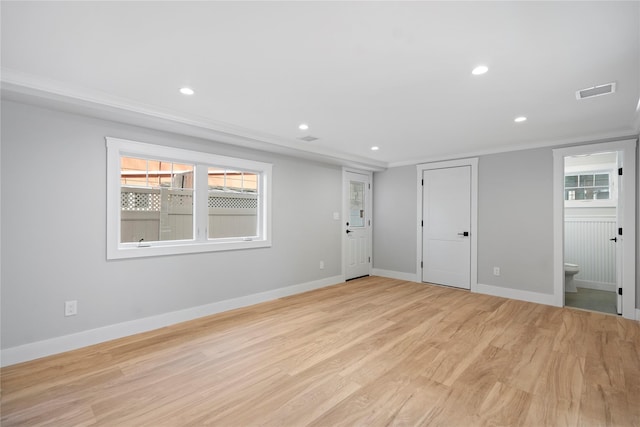 empty room featuring light hardwood / wood-style floors