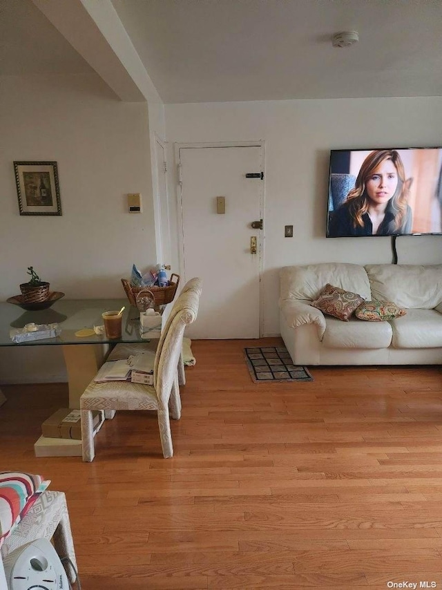 dining room with light wood-style floors