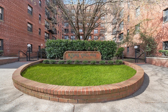 1275 E 51st St Unit 3Y, Brooklyn, NY 11234 - surrounding community featuring a lawn