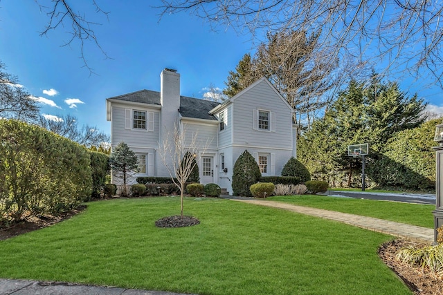 view of front of home with a front yard