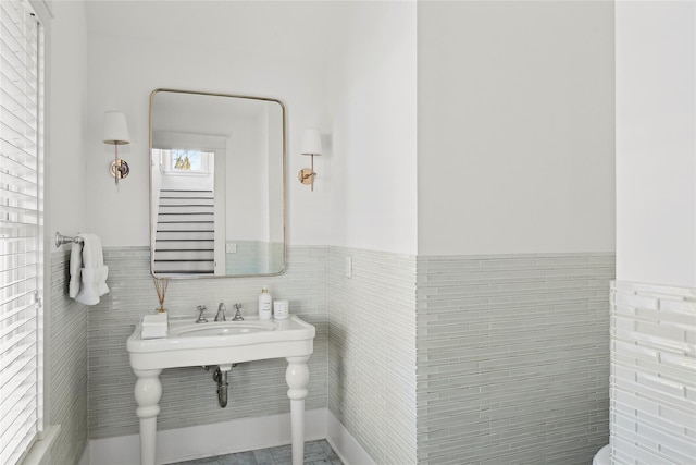 158 Norris Ln, Bridgehampton, NY 11932 - bathroom with sink and tile walls