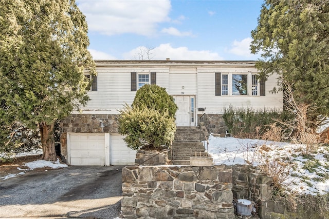 view of front of house featuring a garage