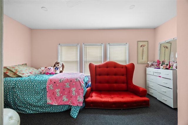 bedroom featuring carpet floors
