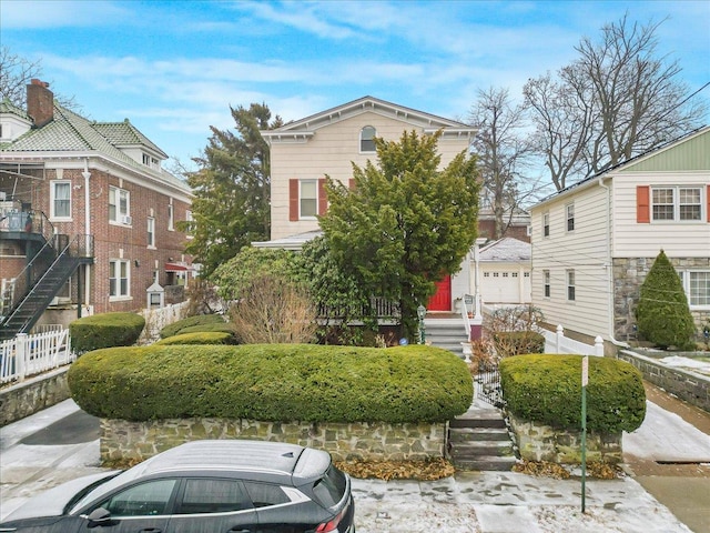 view of front facade featuring a garage