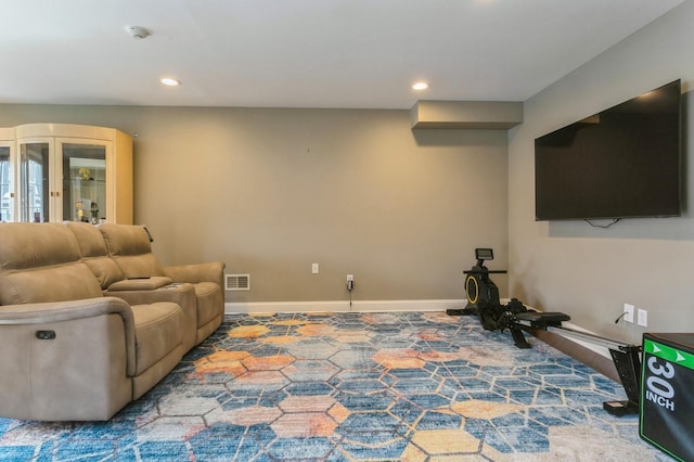 interior space featuring baseboards, visible vents, and recessed lighting