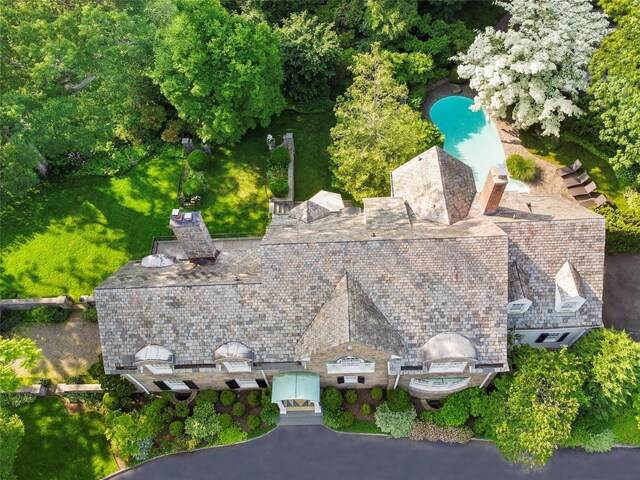 133AKA139 Hampshire Rd, Bronxville, NY 10708 - view of property location with a pool