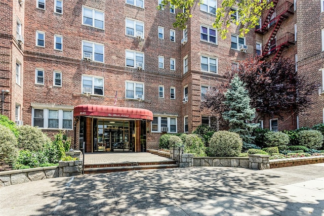 63-61 99th St Unit A6, Rego Park, NY 11374 - photo 1