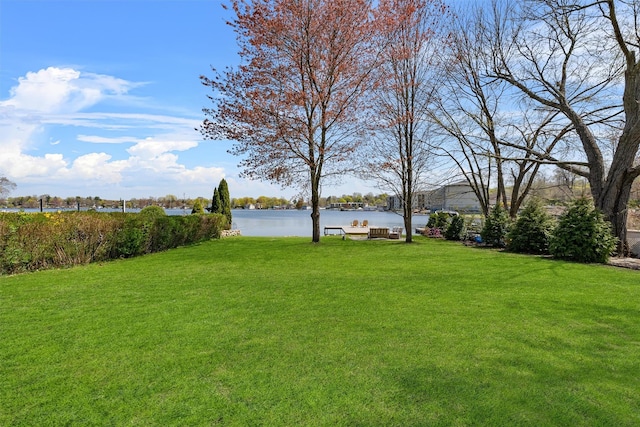 view of yard with a water view