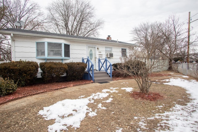 view of front of property