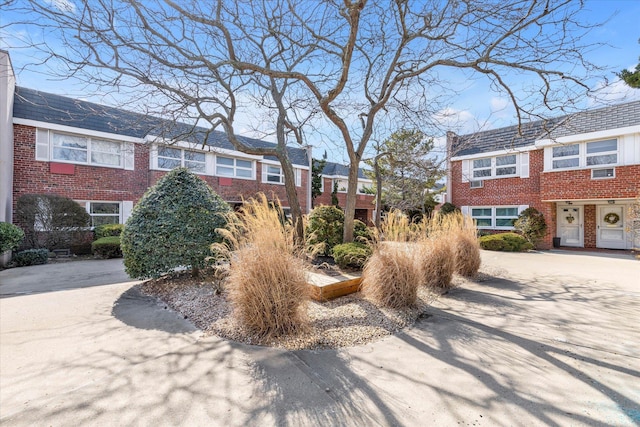 exterior space with driveway