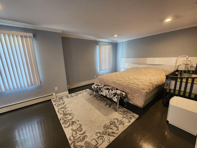 bedroom featuring baseboards, recessed lighting, a baseboard radiator, and crown molding