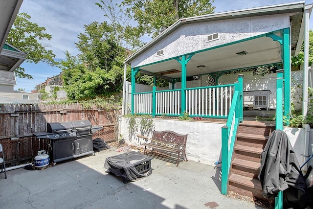 4016 Wilder Ave, Bronx, NY 10466 - view of patio with fence