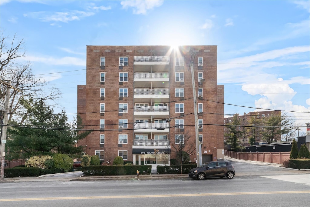 1296 Midland Ave Unit L2, Yonkers, NY 10704 - view of property