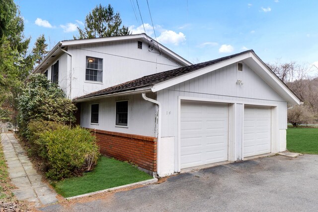 exterior space with driveway