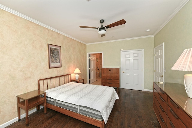 bedroom with dark wood-style floors, baseboards, a ceiling fan, and crown molding