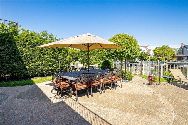189 Philips Pl, Oceanside, NY 11572 - photo 40