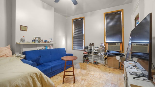 bedroom featuring ceiling fan